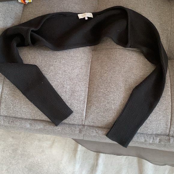 Nwot, never worn 2 piece top , wool - Picture 3 of 3